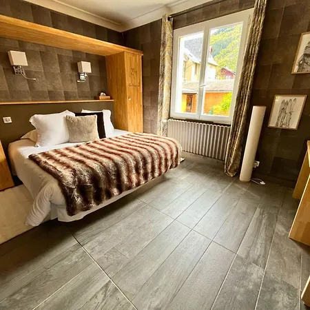 Hôtel La Rencluse Saint-Mamet Extérieur photo